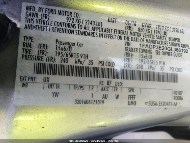 Ford FOCUS S 2016 1FADP3E20GL366192 Image 11