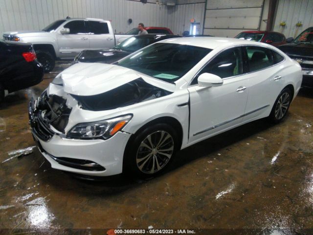 1G4ZP5SS1HU160323 Buick Lacrosse Essence