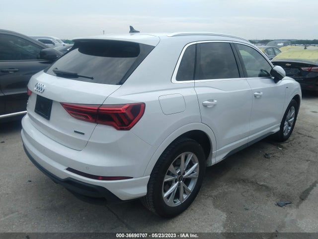 WA1DECF33P1039122 Audi Q3 S Line Premium
