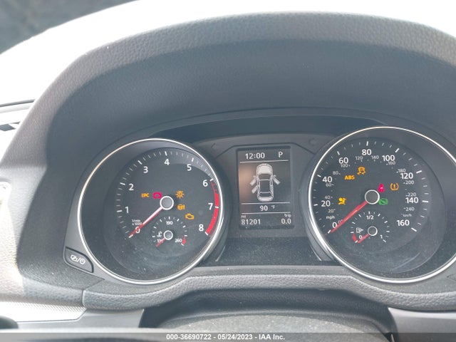 1VWAA7A3XJC019929 Volkswagen Passat 2.0t S/r-line