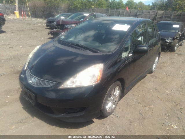 2011 HONDA FIT SPORT VIN: JHMGE8H59BC016065