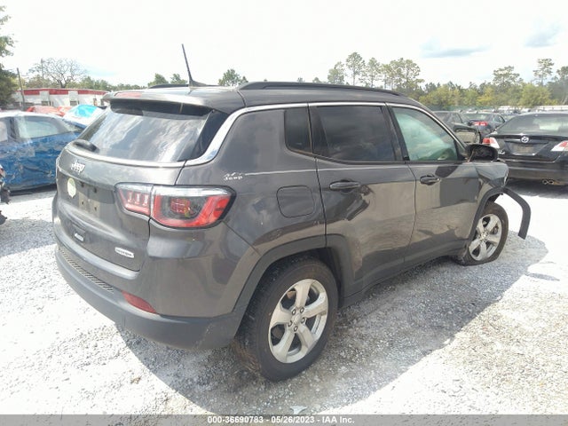 3C4NJCBB2KT743347 Jeep Compass Latitude