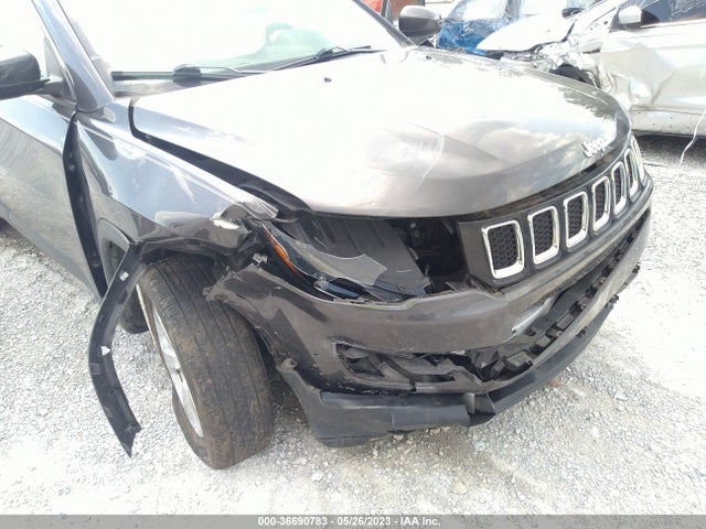 3C4NJCBB2KT743347 Jeep Compass Latitude