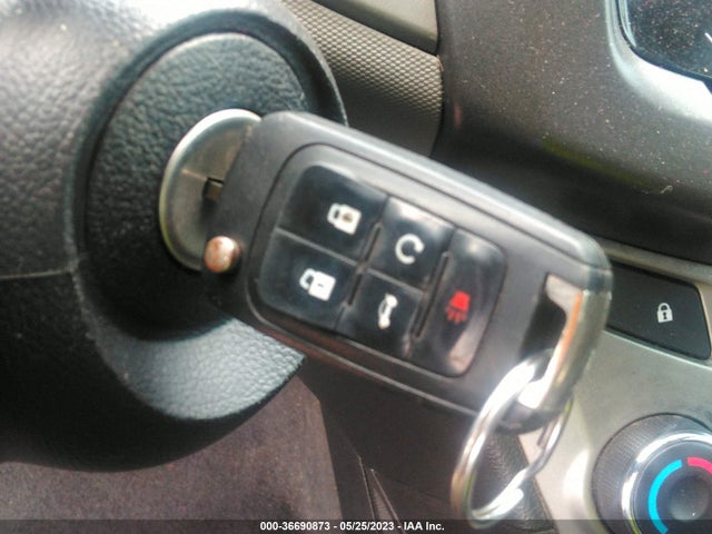 Chevrolet SONIC LT 2015 1G1JC6SB6F4180687 Image 3