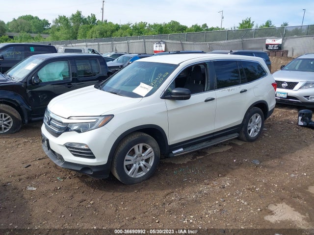 Honda PILOT LX 2018 5FNYF6H17JB065500 Image 2