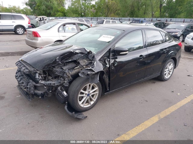Ford FOCUS SE 2016 1FADP3F20GL319856 Image 2