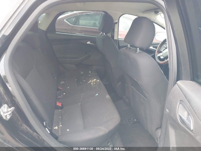 Ford FOCUS SE 2016 1FADP3F20GL319856 Image 9