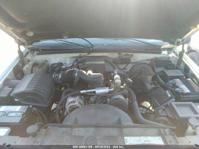 1998 CHEVROLET C/K 1500 VIN: 2GCEC19M1W1268626
