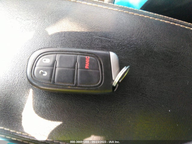 Jeep Cherokee Latitude Plus 2018 1C4PJLLB2JD606257 Image 3