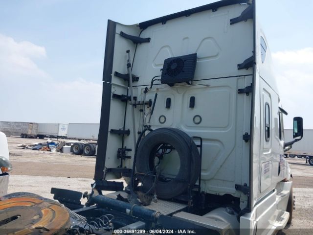 2021 FREIGHTLINER CASCADIA 126 3AKJHHDR3MSMC3253 Photo 3