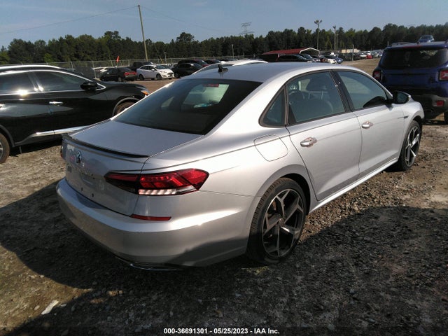 1VWMA7A38MC005092 Volkswagen Passat 2.0t R-line