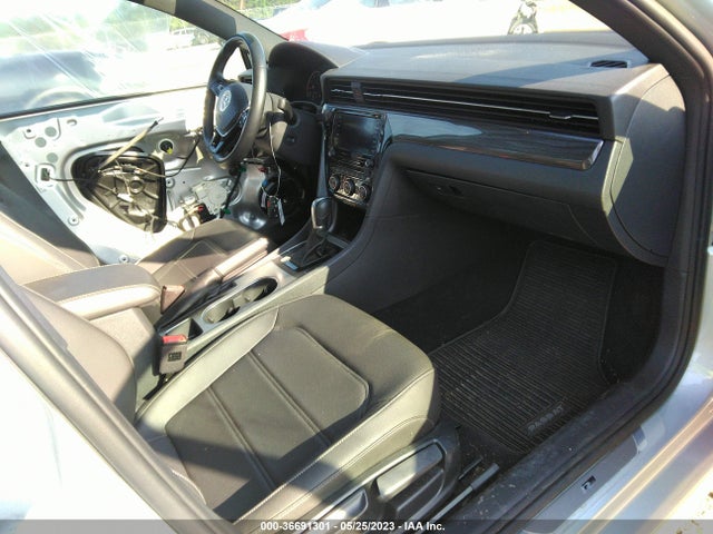 1VWMA7A38MC005092 Volkswagen Passat 2.0t R-line