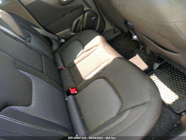 ZACNJCBB0MPM63739 Jeep Renegade Latitude