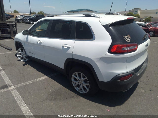 1C4PJLCS8GW312536 Jeep Cherokee Latitude
