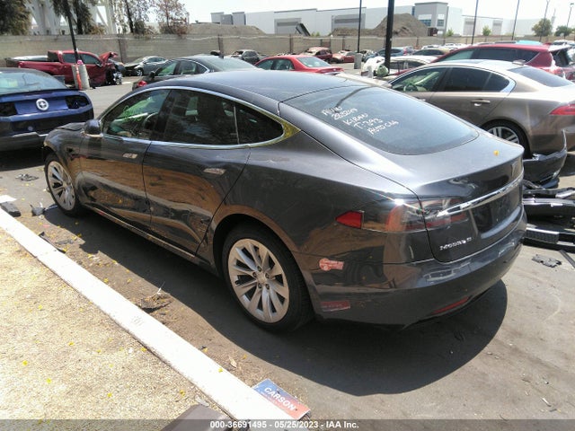 Tesla Model S 60/75 2017 5YJSA1E16HF189571 Image 5