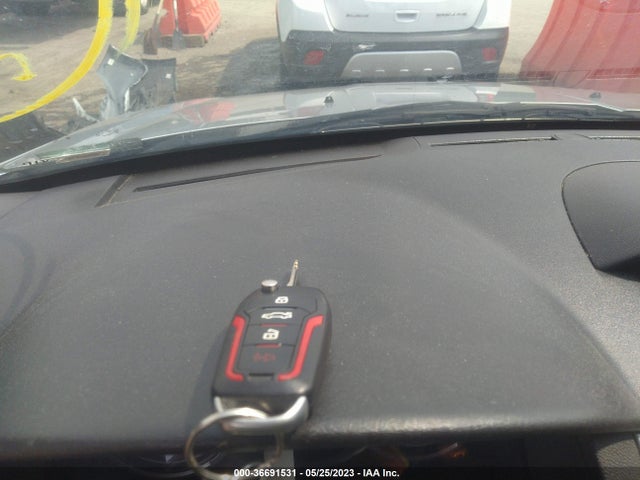 2010 FORD FOCUS SE VIN: 1FAHP3FN8AW194154