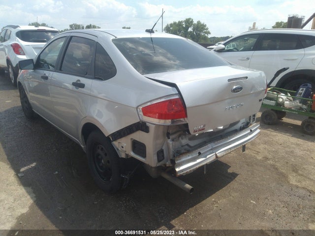 2010 FORD FOCUS SE VIN: 1FAHP3FN8AW194154