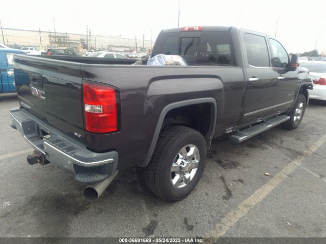 1GT12ZE88FF523211 GMC Sierra 2500hd Slt
