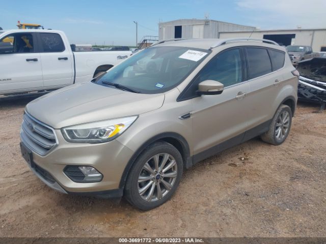 1FMCU0JD5HUE15768 Ford Escape Titanium