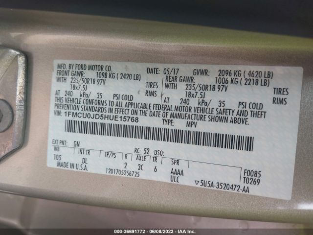 1FMCU0JD5HUE15768 Ford Escape Titanium