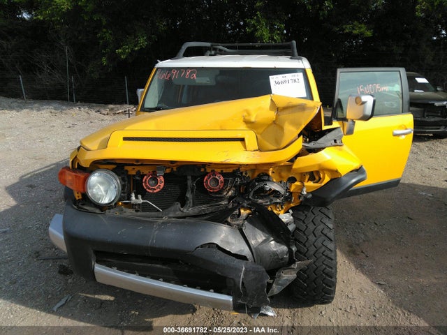 2007 TOYOTA FJ CRUISER VIN: JTEBU11F070083554