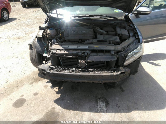 1VWDT7A37HC007951 Volkswagen Passat R-line W/comfort Pkg