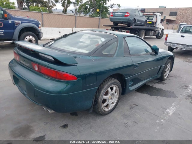 1996 MITSUBISHI 3000 GT VIN: JA3AM84J5TY001207