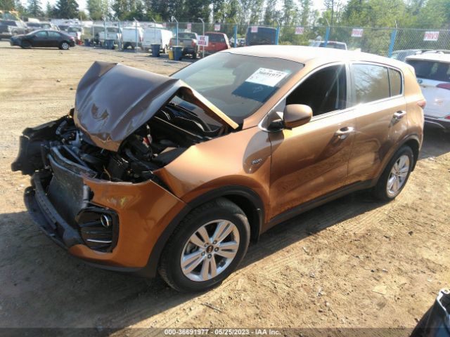 KNDPMCAC4J7437182 KIA Sportage Lx