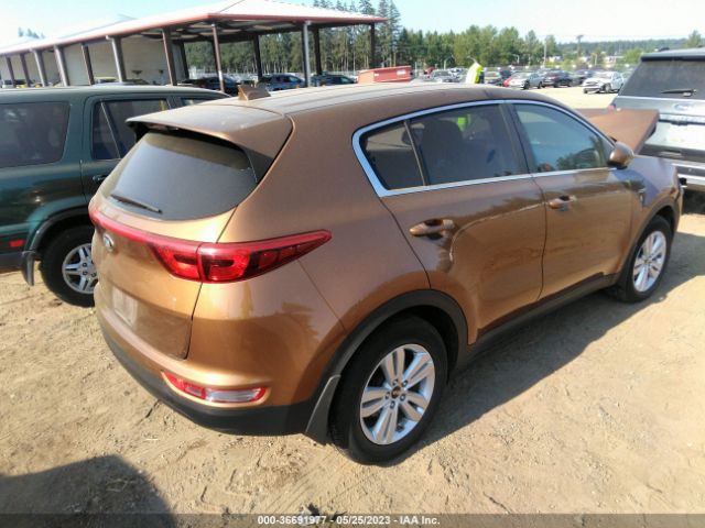 KNDPMCAC4J7437182 KIA Sportage Lx