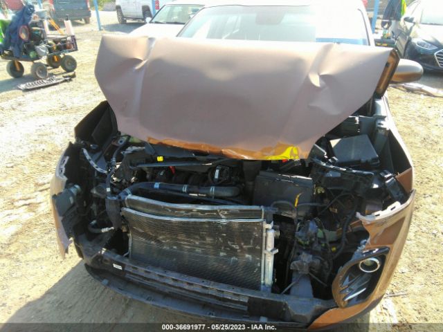 KNDPMCAC4J7437182 KIA Sportage Lx