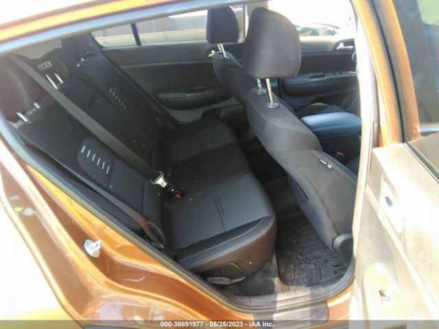 KNDPMCAC4J7437182 KIA Sportage Lx