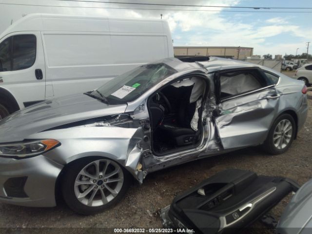 3FA6P0MU4LR161562 Ford Fusion Hybrid Sel
