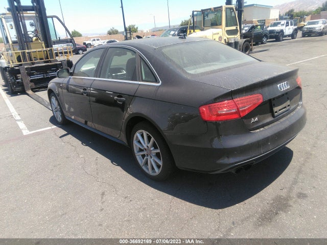 WAUEFAFLXGN011139 Audi A4 Premium Plus