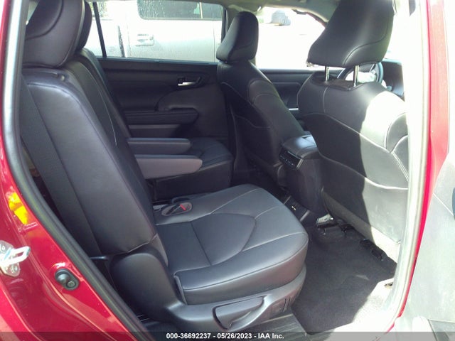 2020 TOYOTA HIGHLANDER XLE VIN: 5TDHZRBH3LS010359