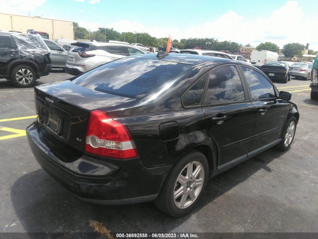 2006 VOLVO S40 2.4L VIN: YV1MS382762161777
