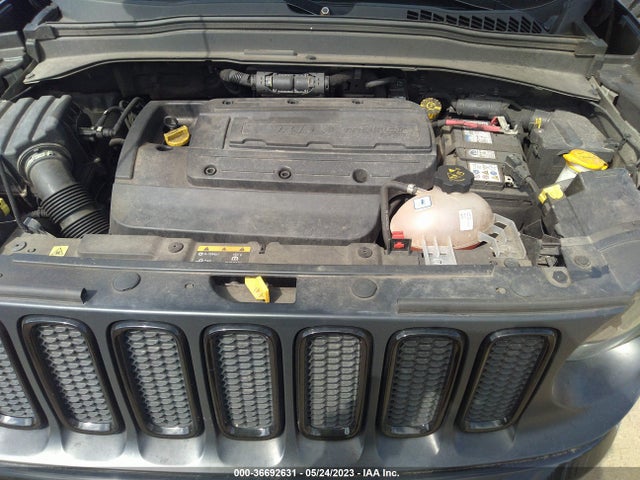 ZACCJBBHXJPH08244 Jeep Renegade Altitude