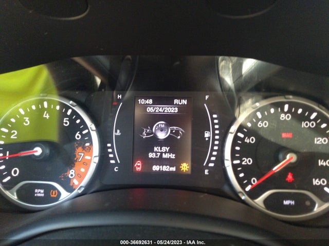 ZACCJBBHXJPH08244 Jeep Renegade Altitude