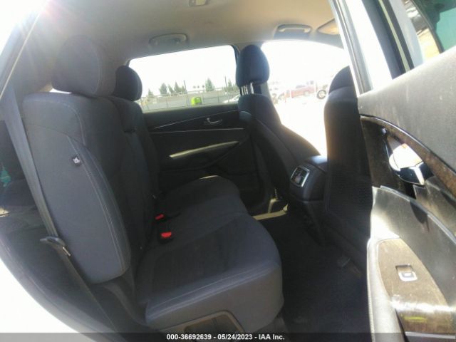 5XYPGDA54HG195392 KIA Sorento Lx V6