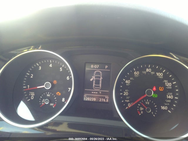 3VWL17AJ4HM222945 Volkswagen Jetta 1.8t Sel