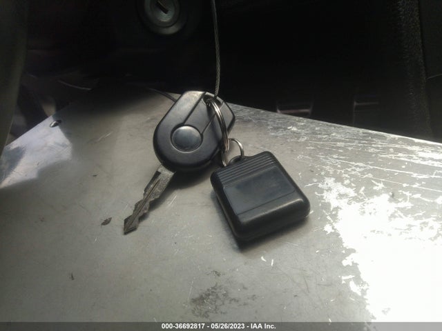Ford Mustang V6 2014 1ZVBP8EM1E5286009 Image 3