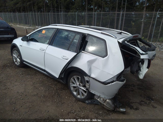 3VWH17AU4HM513686 Volkswagen Golf Alltrack S/se/sel