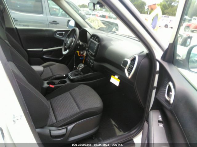 KNDJ23AU8M7138058 KIA SOUL S