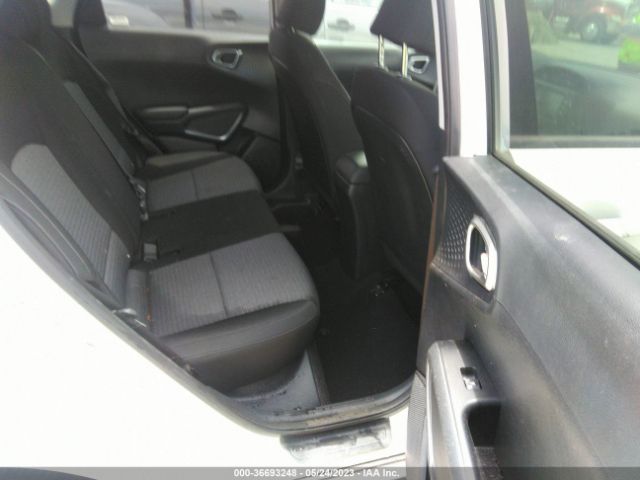 KNDJ23AU8M7138058 KIA SOUL S