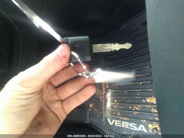 3N1CN8DV5PL817290 Nissan VERSA S