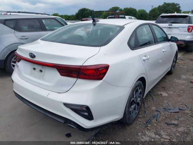 3KPF24AD9ME329578 KIA Forte Lxs