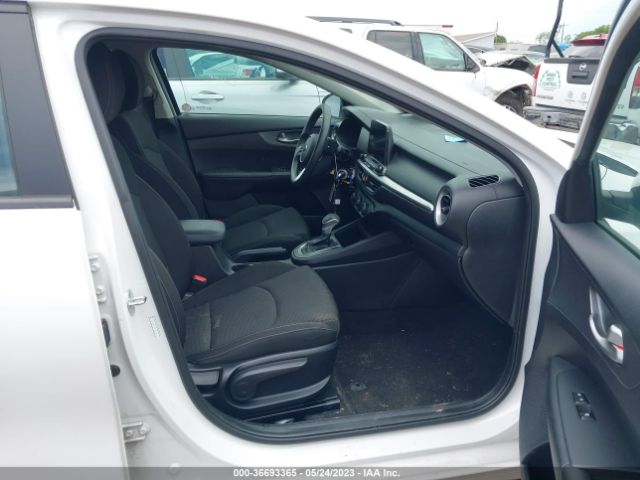 3KPF24AD9ME329578 KIA Forte Lxs
