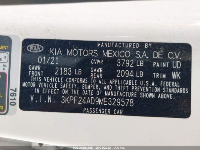 3KPF24AD9ME329578 KIA Forte Lxs