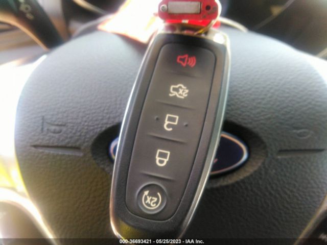 1FADP5FU1HL101715 Ford C-max Energi Titanium
