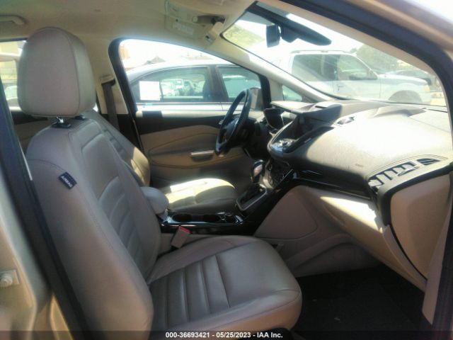 1FADP5FU1HL101715 Ford C-max Energi Titanium