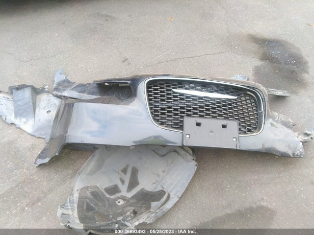2C3CCABG2KH559783 Chrysler 300 300s
